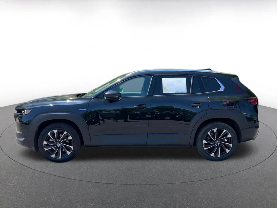 2025 Mazda CX-50 - Image 11 of 31