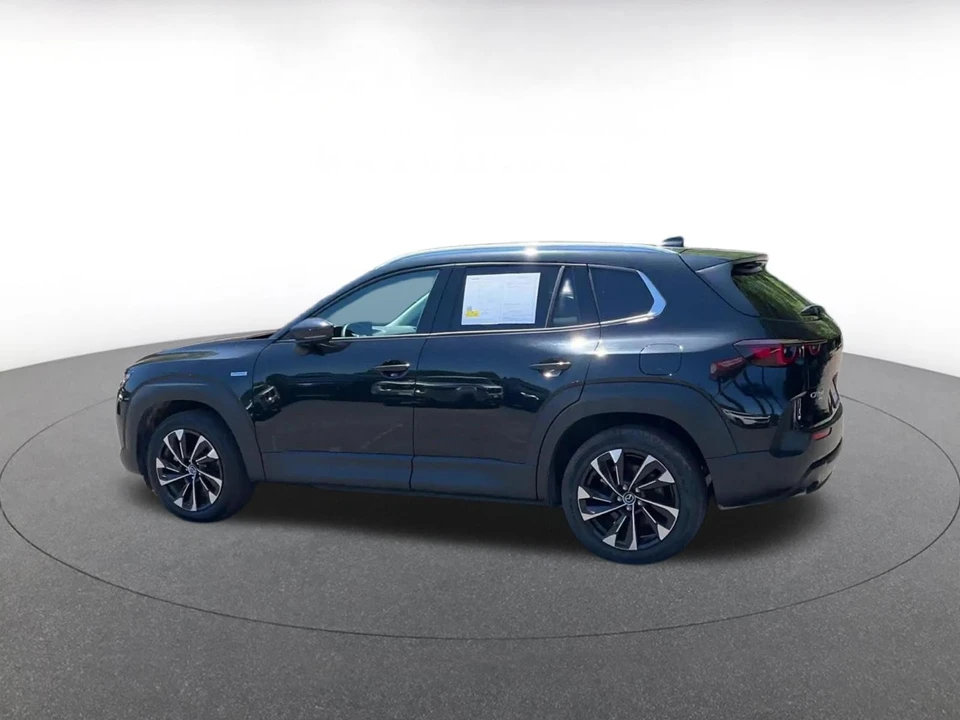 2025 Mazda CX-50 - Image 12 of 31