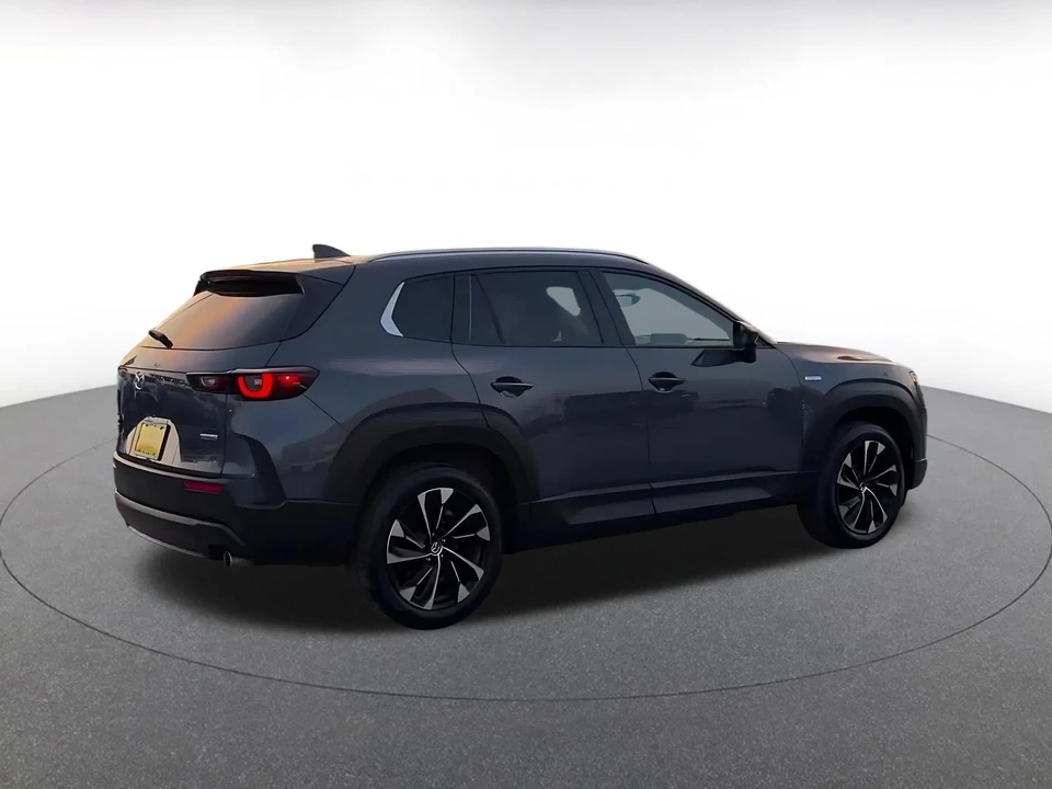 2025 Mazda CX-50 - Image 16 of 31