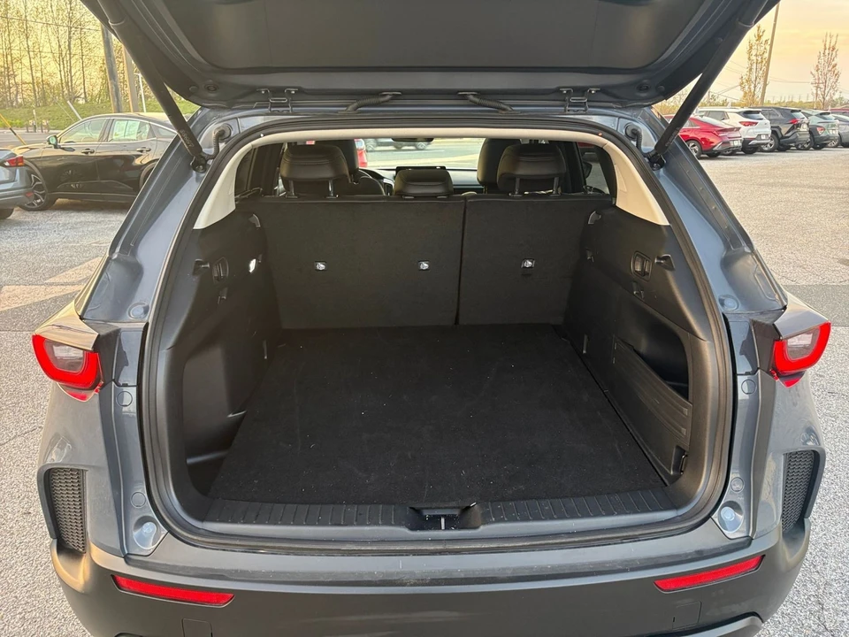 2025 Mazda CX-50 - Image 29 of 31