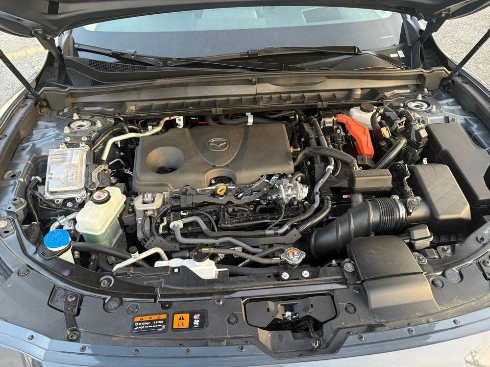 2025 Mazda CX-50 - Image 30 of 31