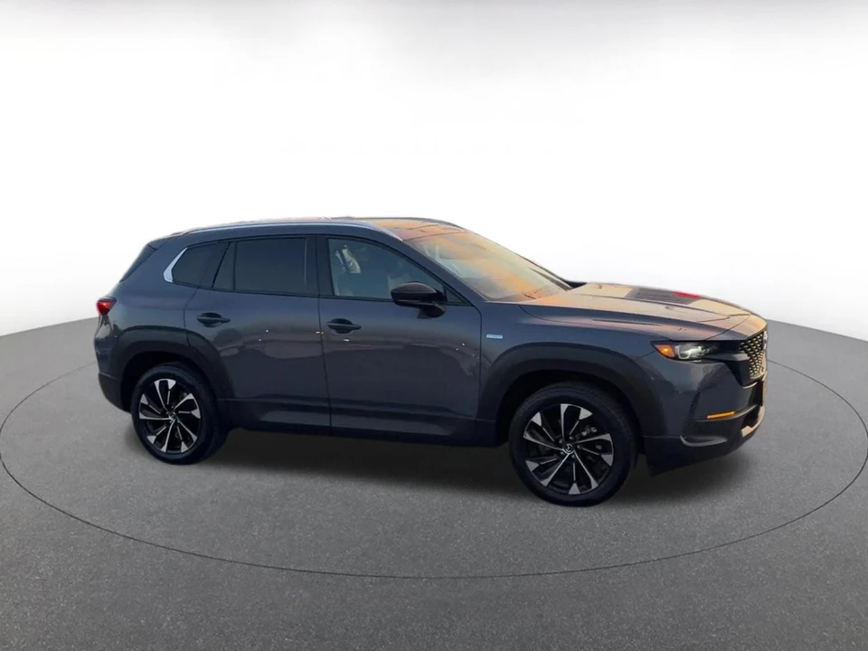2025 Mazda CX-50 - Image 2 of 31