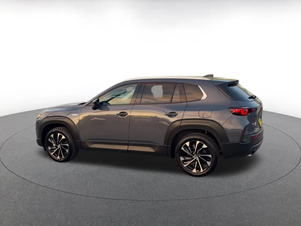 2025 Mazda CX-50 - Image 9 of 31