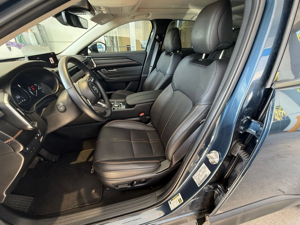 2025 Mazda CX-50 - Image 23 of 31