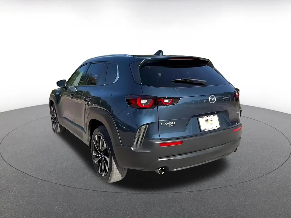 2025 Mazda CX-50 - Image 9 of 31