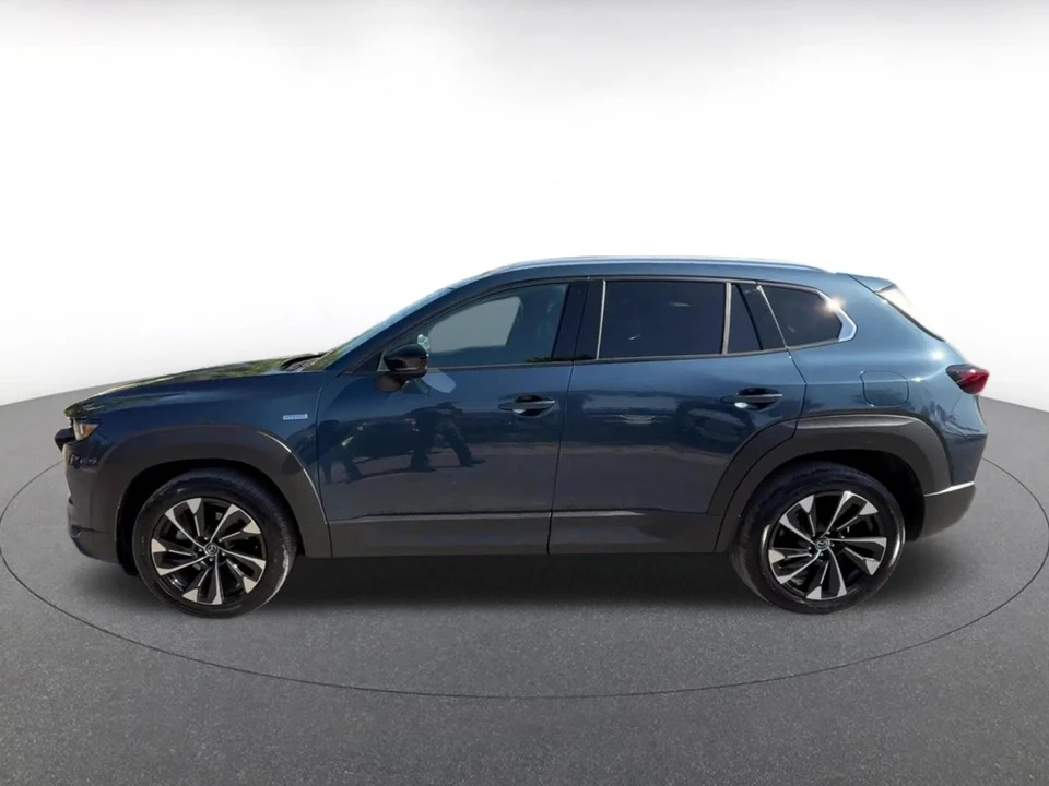 2025 Mazda CX-50 - Image 7 of 31