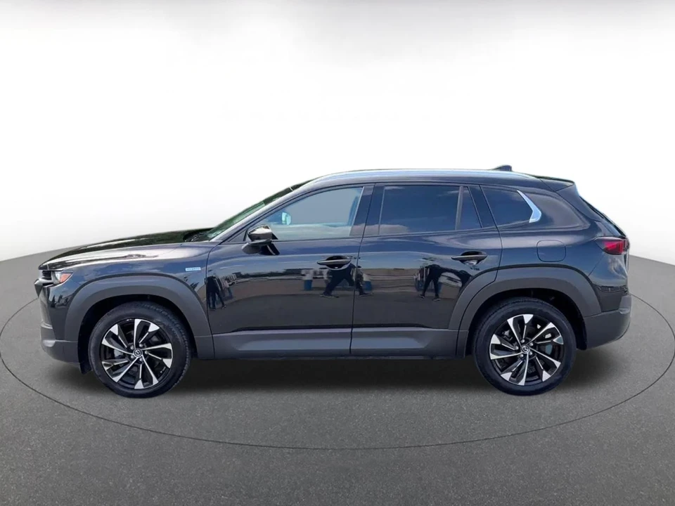 2025 Mazda CX-50 - Image 9 of 31