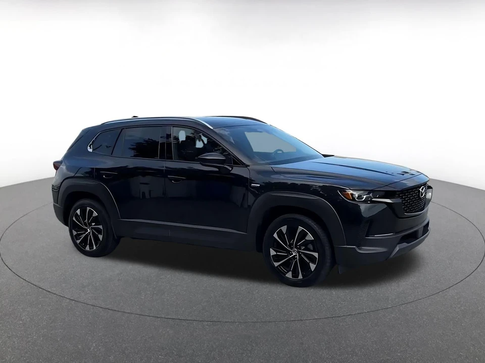 2025 Mazda CX-50 - Image 2 of 31
