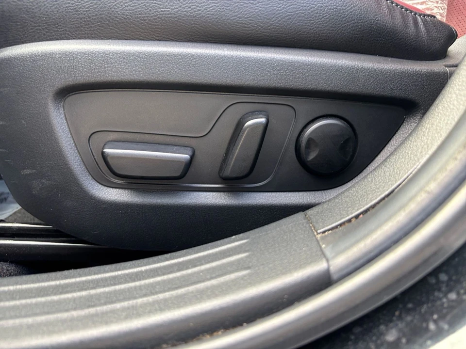 2025 Mazda CX-50 - Image 23 of 31