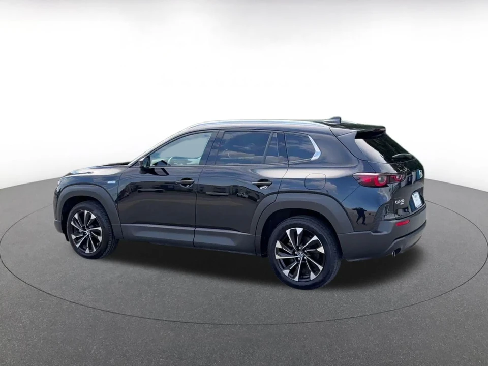 2025 Mazda CX-50 - Image 11 of 31