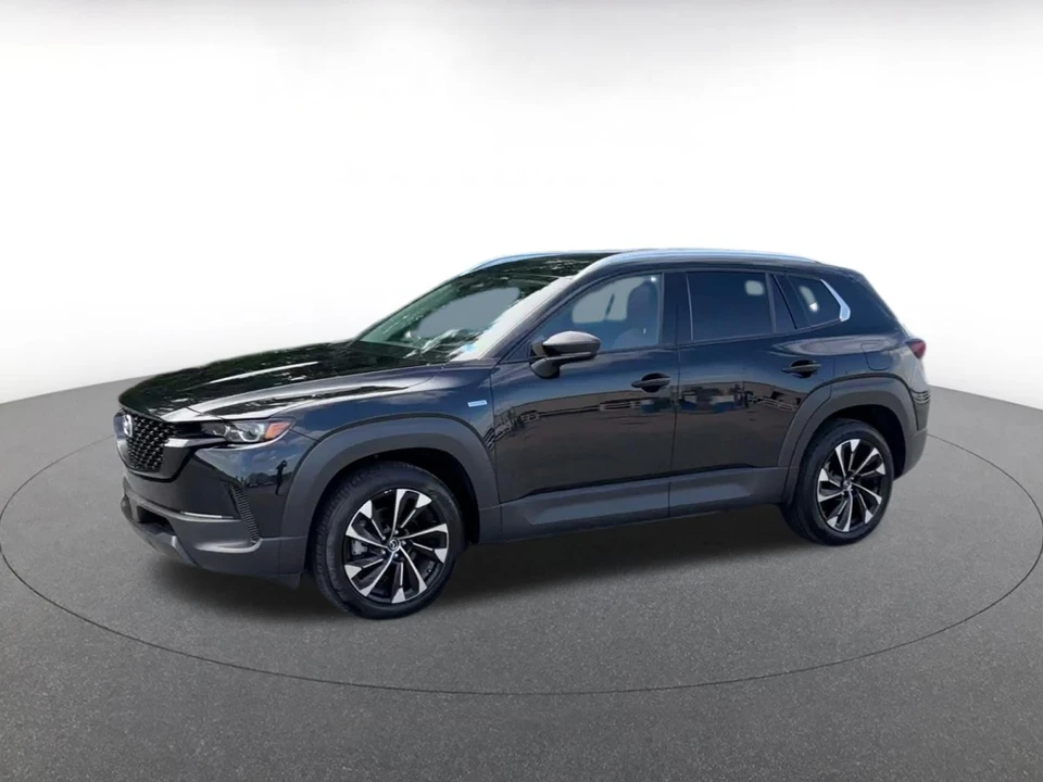 2025 Mazda CX-50 - Image 8 of 31