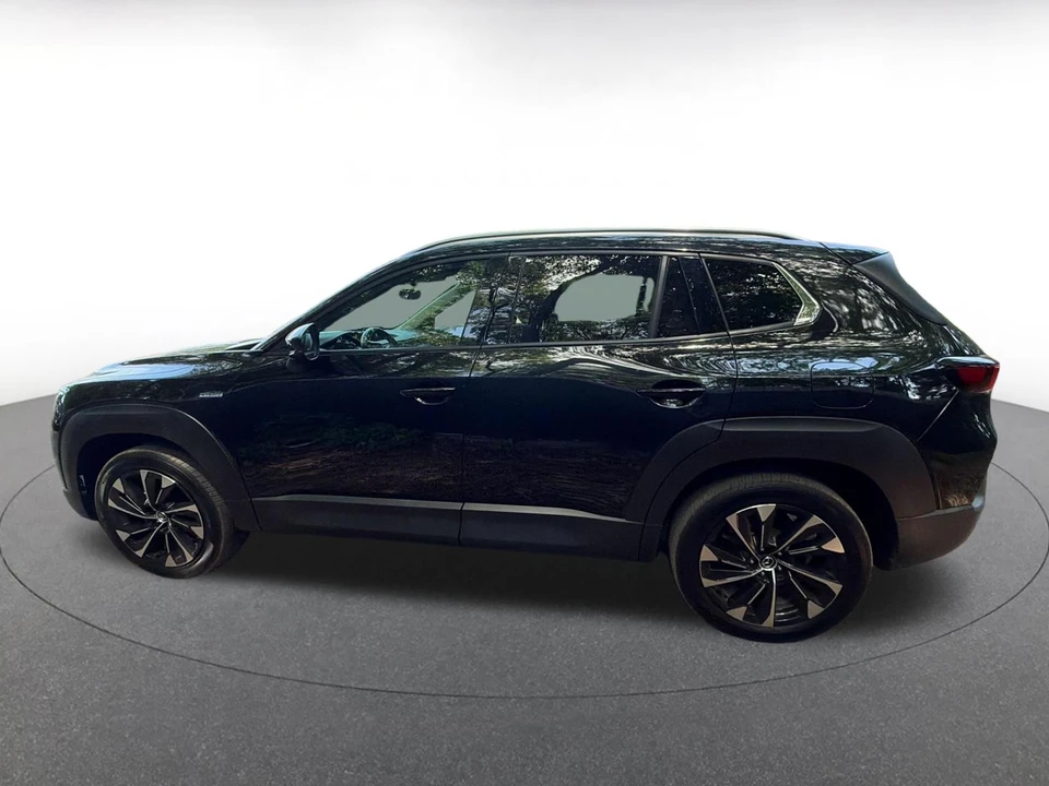 2025 Mazda CX-50 - Image 4 of 27