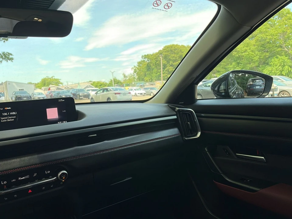 2025 Mazda CX-50 - Image 17 of 27