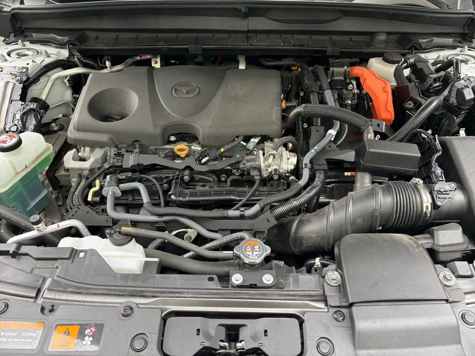 2025 Mazda CX-50 - Image 30 of 31