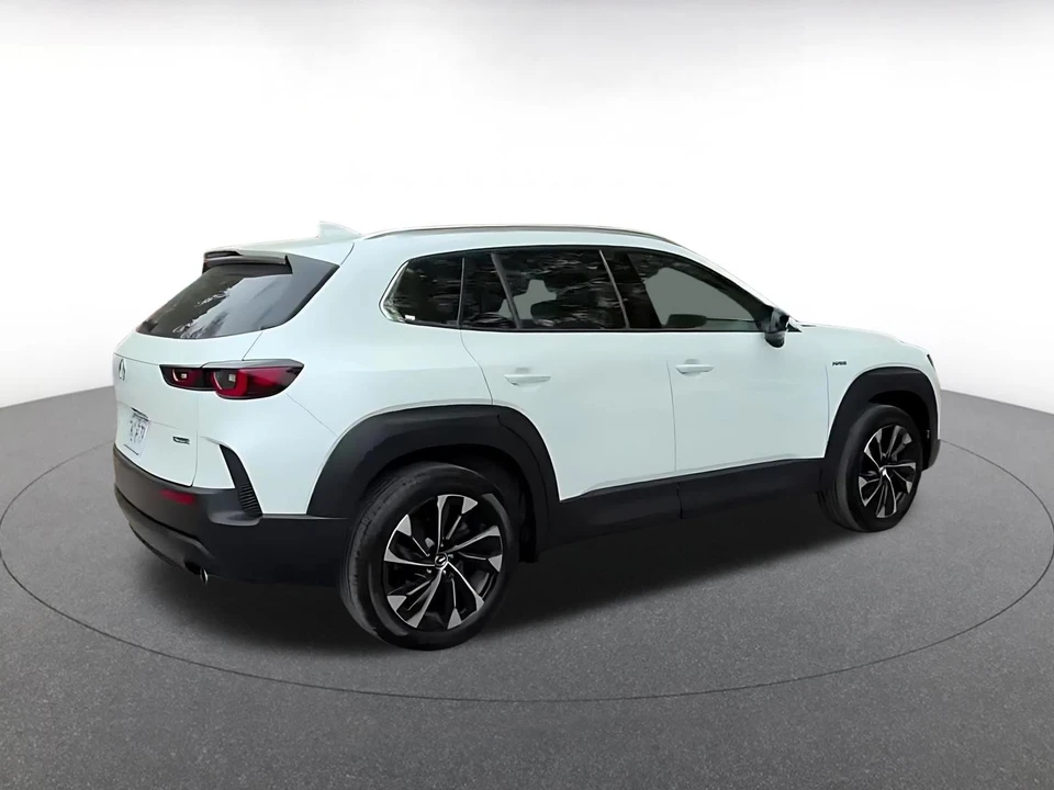 2025 Mazda CX-50 - Image 12 of 31