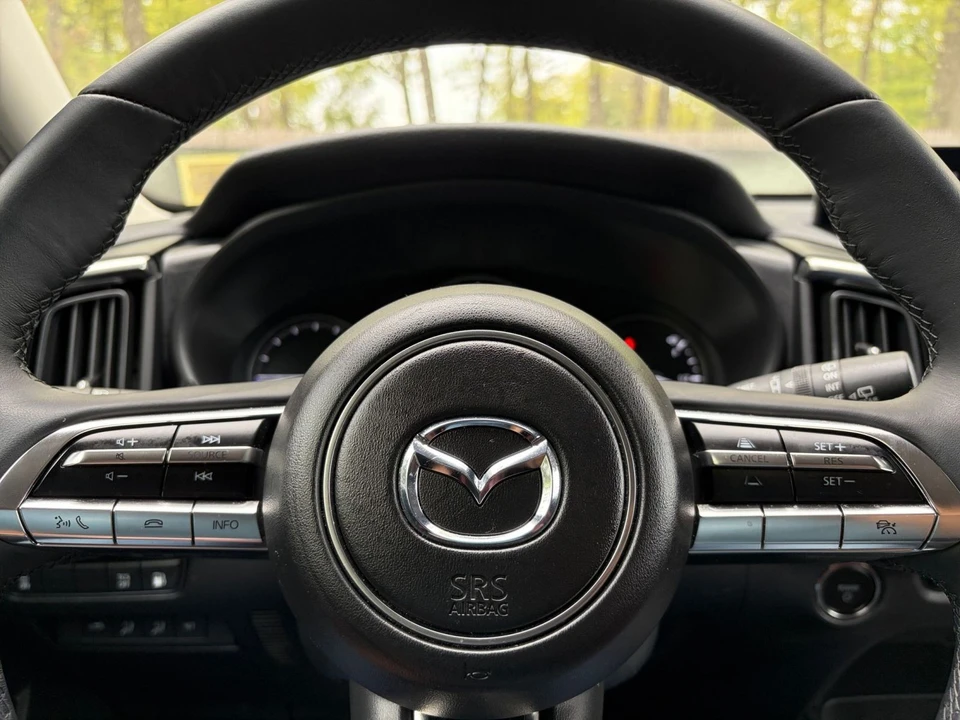 2025 Mazda CX-50 - Image 25 of 31