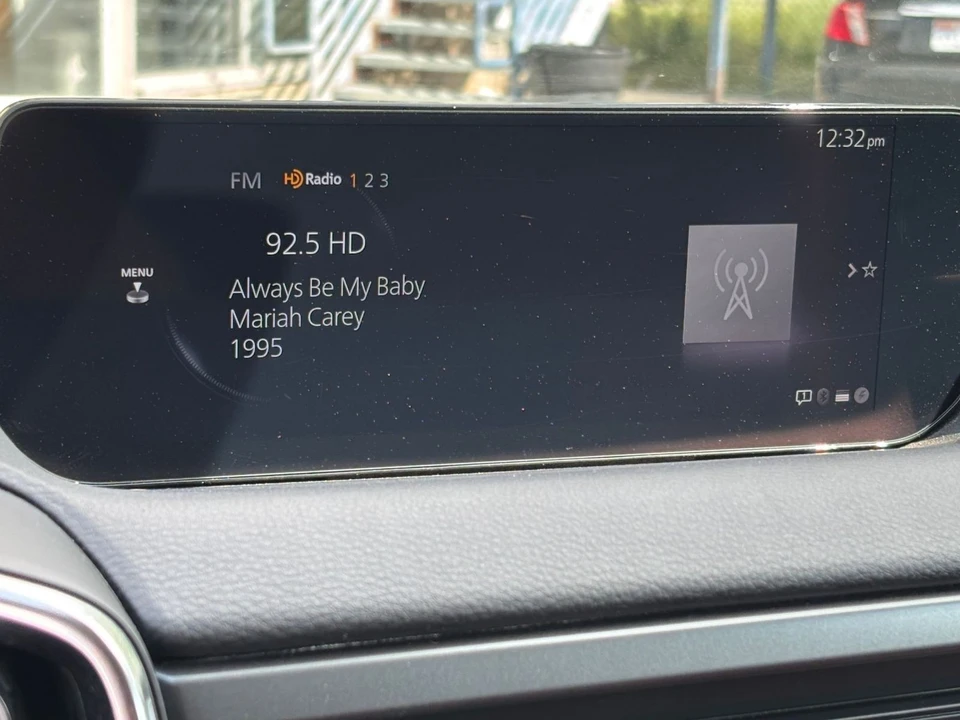 2025 Mazda CX-50 - Image 18 of 31