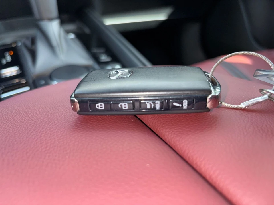 2025 Mazda CX-50 - Image 19 of 31