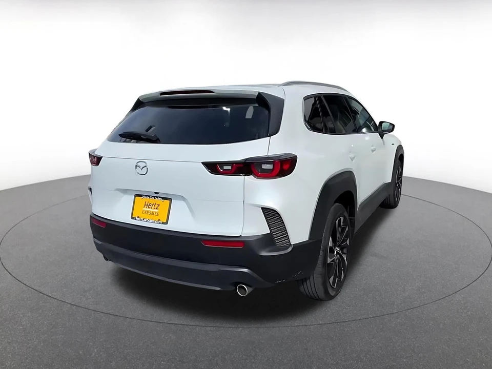 2025 Mazda CX-50 - Image 13 of 31