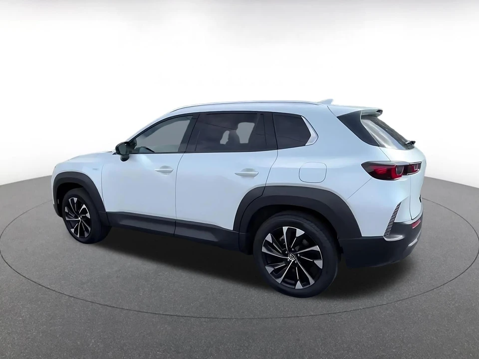2025 Mazda CX-50 - Image 9 of 31