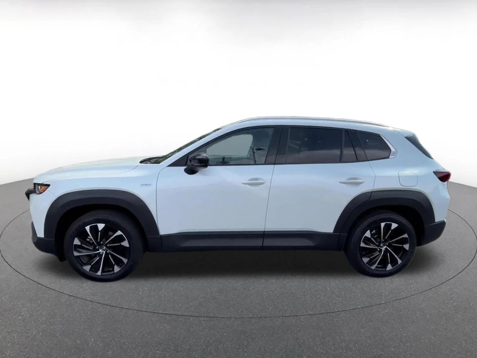 2025 Mazda CX-50 - Image 8 of 31