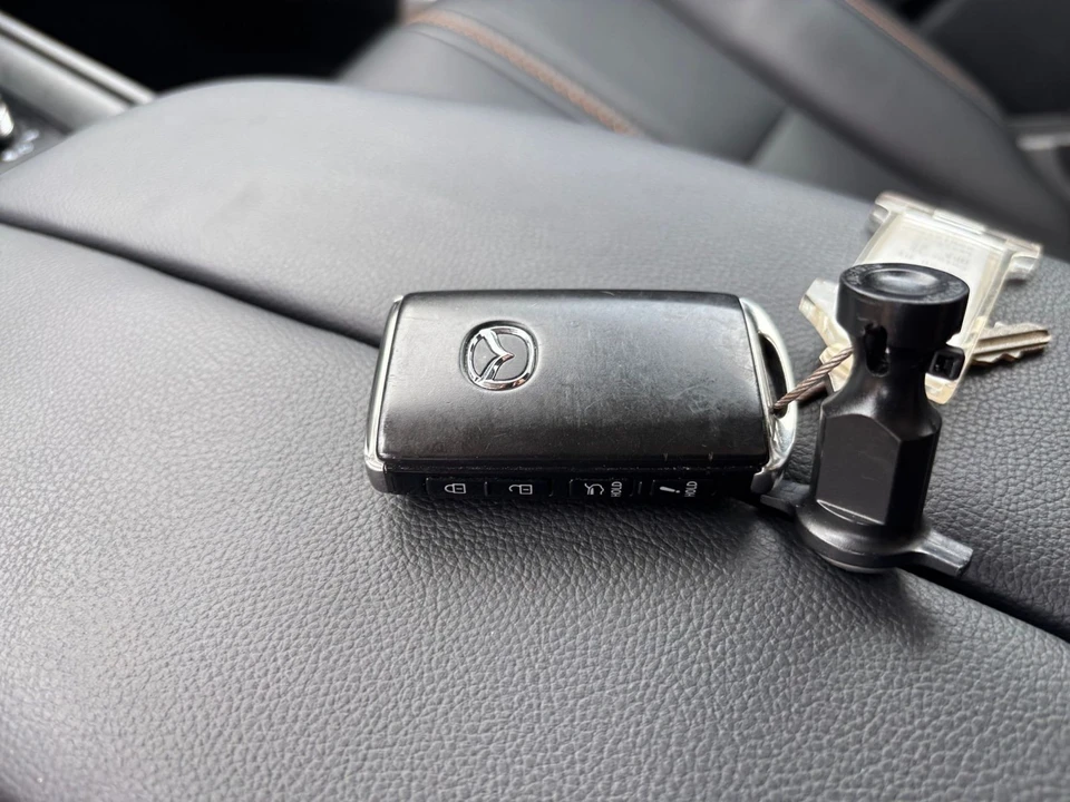 2025 Mazda CX-50 - Image 23 of 31