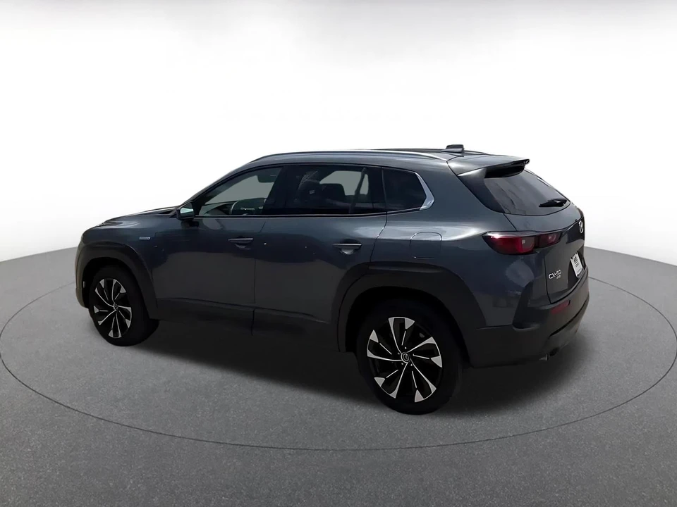 2025 Mazda CX-50 - Image 12 of 31