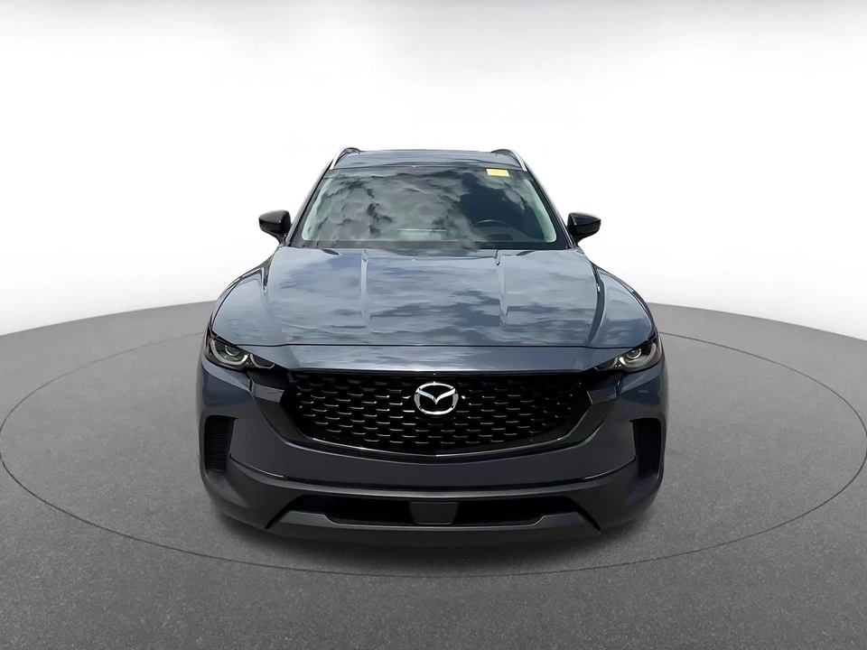 2025 Mazda CX-50 - Image 4 of 31