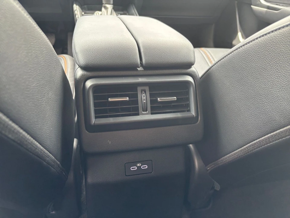 2025 Mazda CX-50 - Image 26 of 31