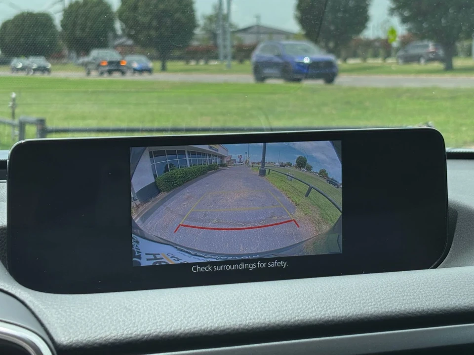 2025 Mazda CX-50 - Image 27 of 31