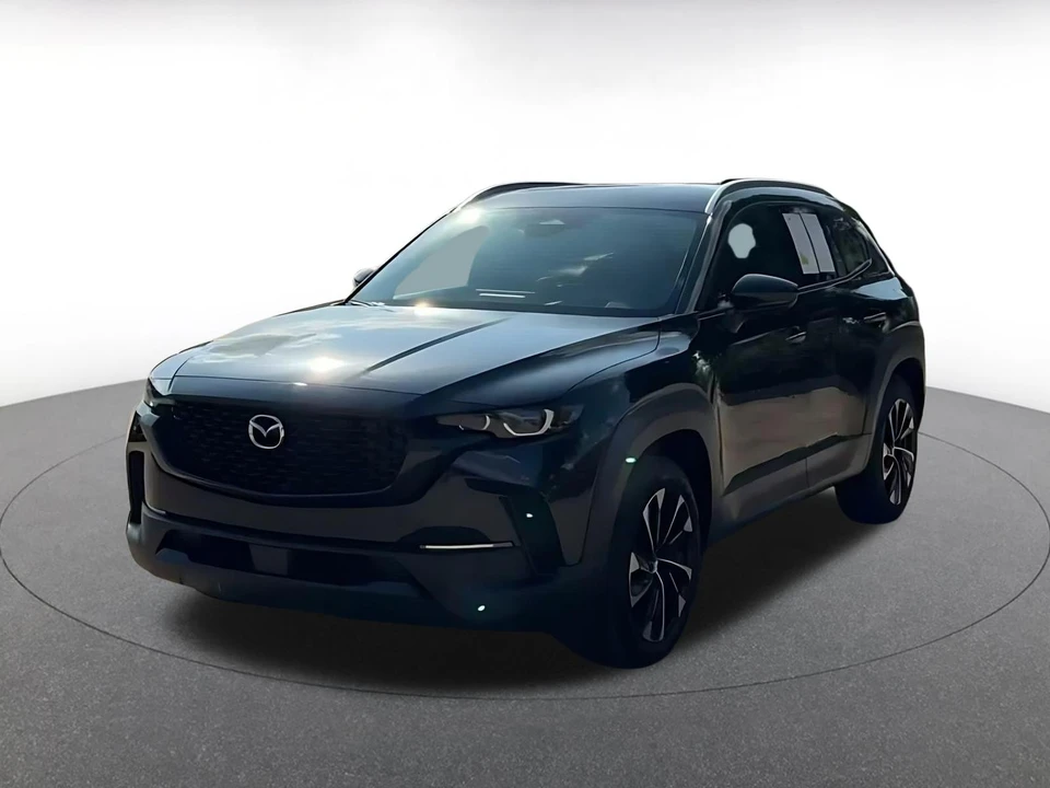2025 Mazda CX-50 - Image 8 of 31