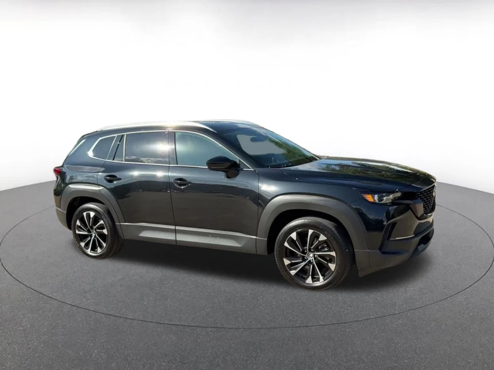 2025 Mazda CX-50 - Image 2 of 31