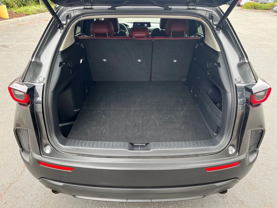 2025 Mazda CX-50 - Image 28 of 31