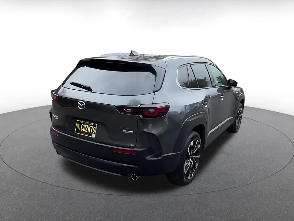 2025 Mazda CX-50 - Image 11 of 31