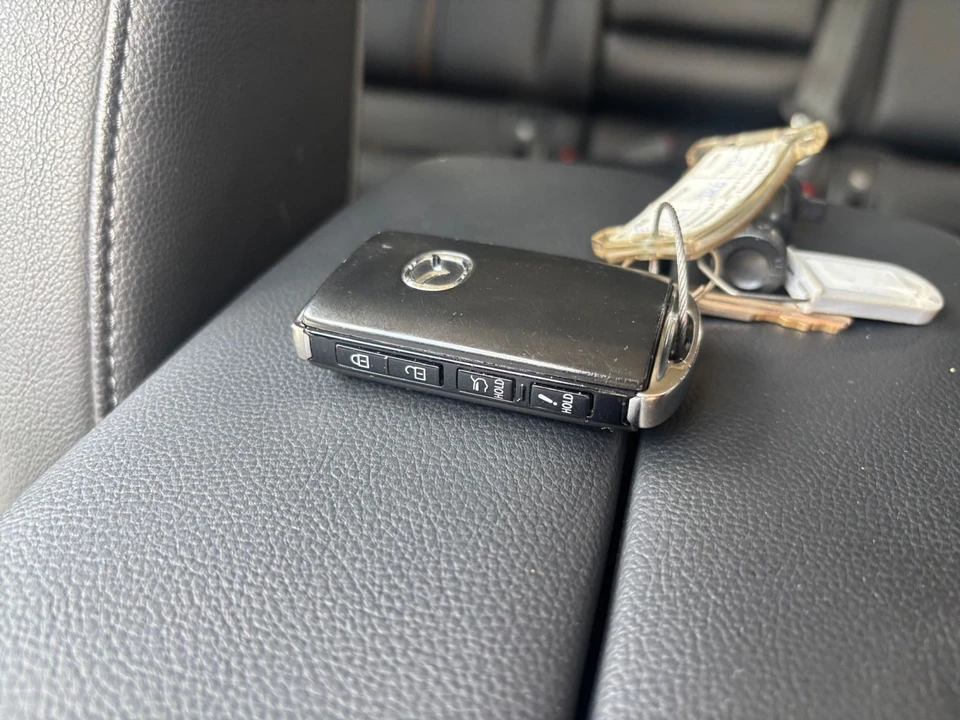 2025 Mazda CX-50 - Image 17 of 31