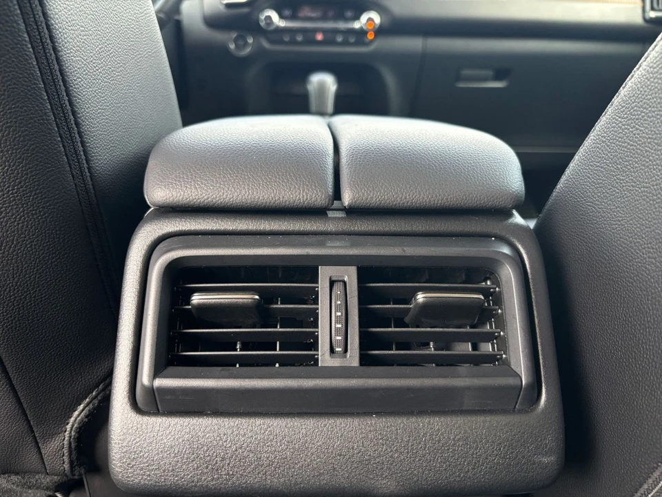 2025 Mazda CX-50 - Image 23 of 31