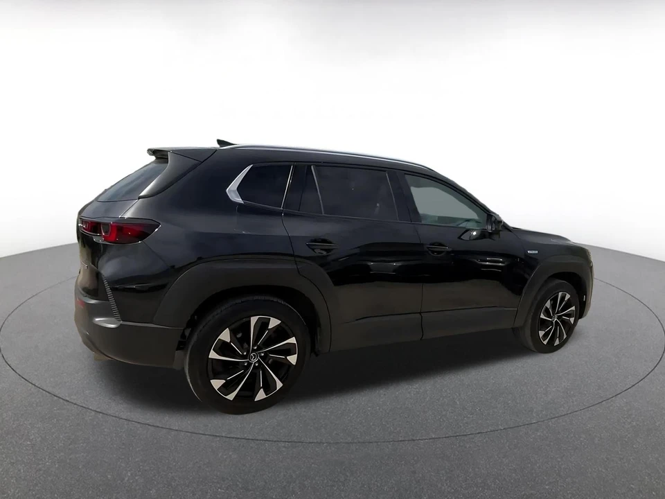2025 Mazda CX-50 - Image 13 of 31
