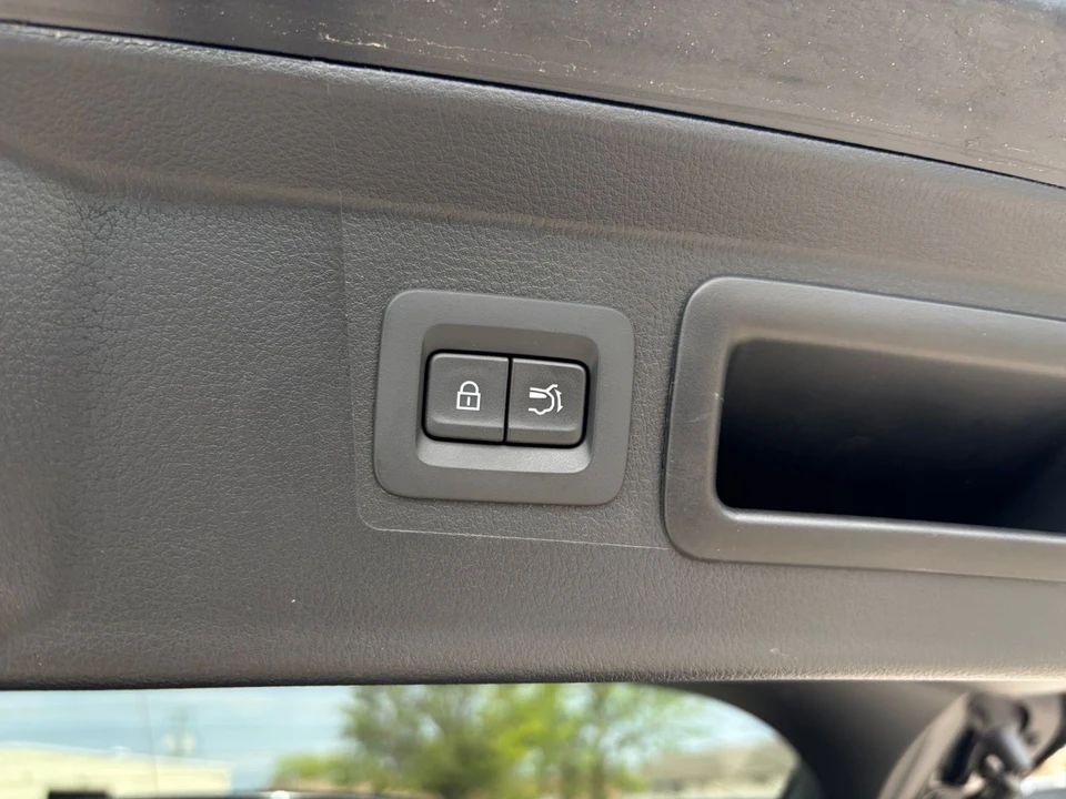 2025 Mazda CX-50 - Image 22 of 31