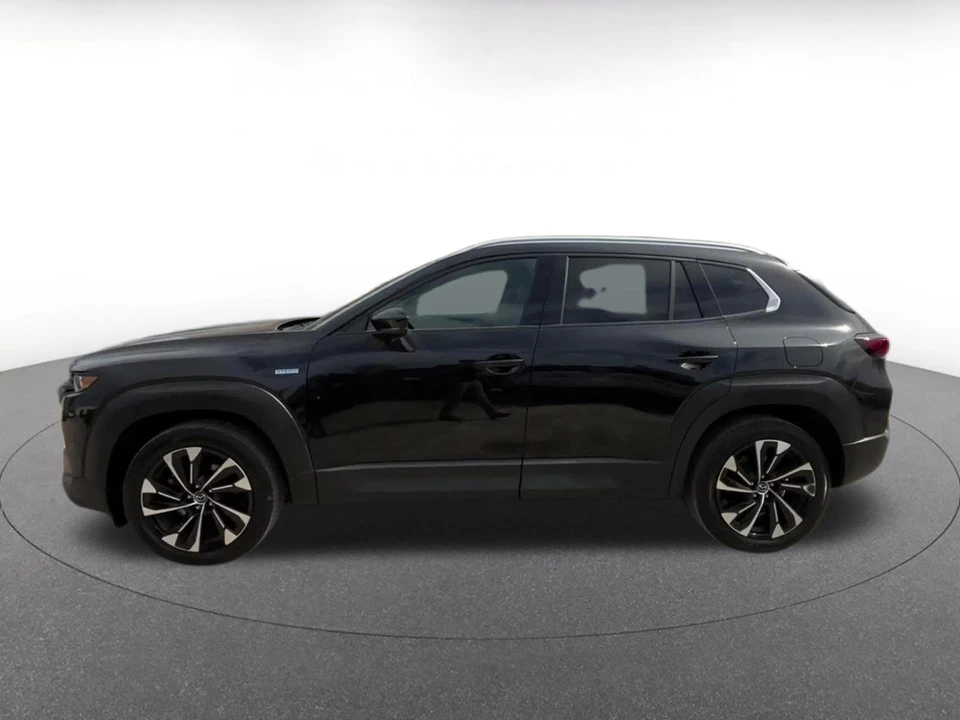 2025 Mazda CX-50 - Image 8 of 31