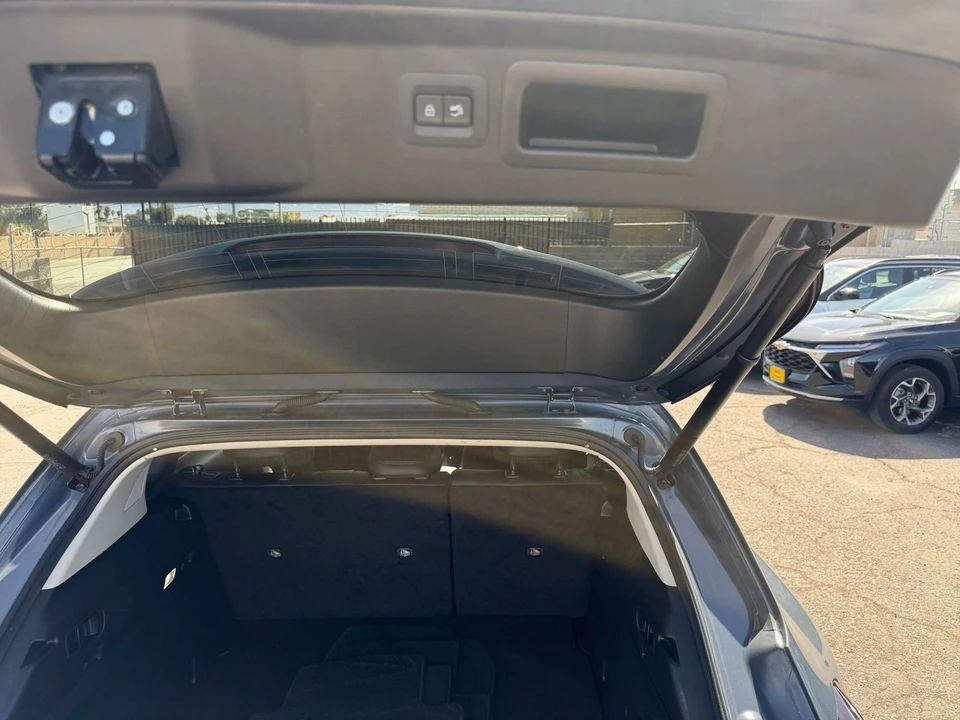 2025 Mazda CX-50 - Image 21 of 31
