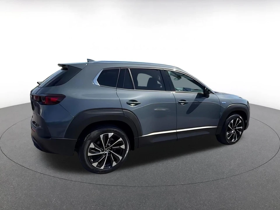 2025 Mazda CX-50 - Image 13 of 31