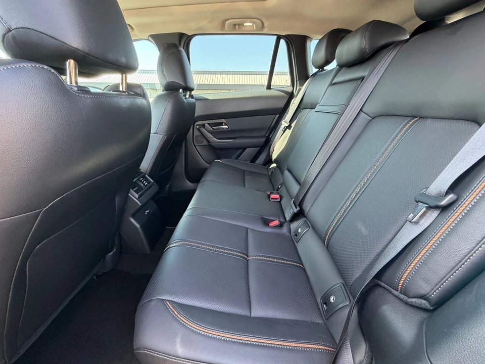 2025 Mazda CX-50 - Image 23 of 31