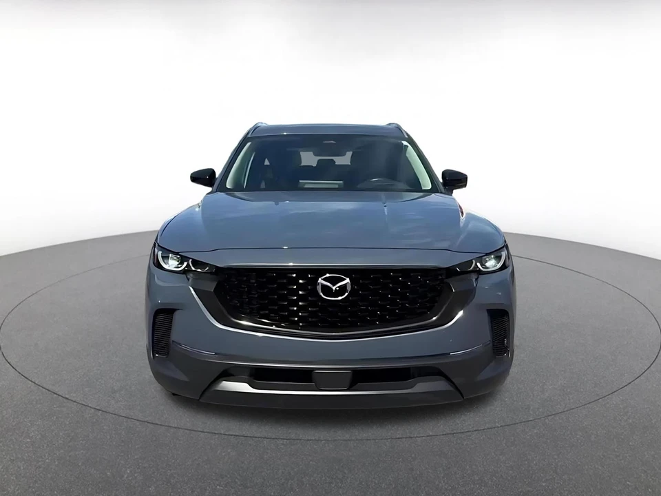 2025 Mazda CX-50 - Image 4 of 31