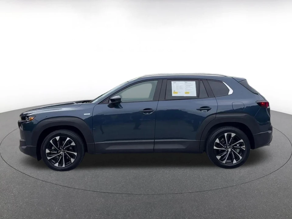 2025 Mazda CX-50 - Image 11 of 31