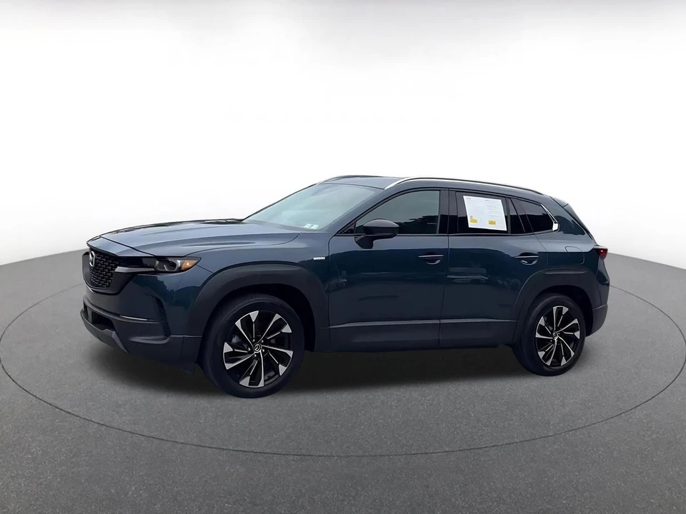 2025 Mazda CX-50 - Image 9 of 31