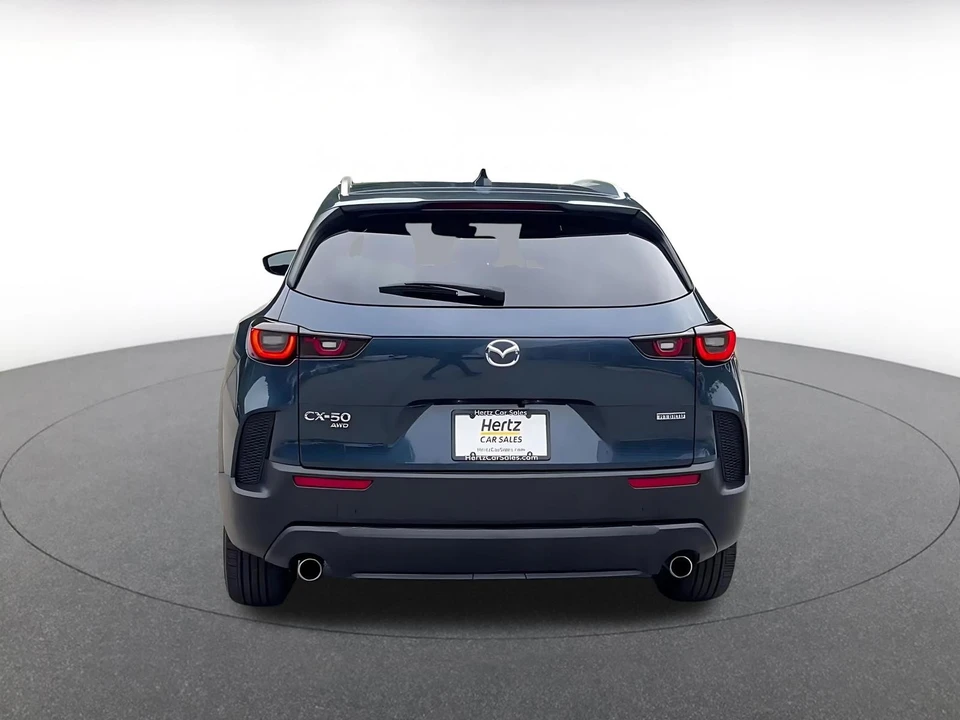 2025 Mazda CX-50 - Image 14 of 31