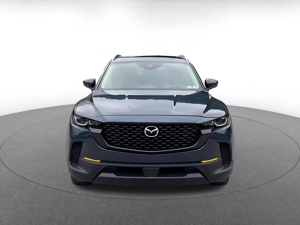 2025 Mazda CX-50 - Image 4 of 31