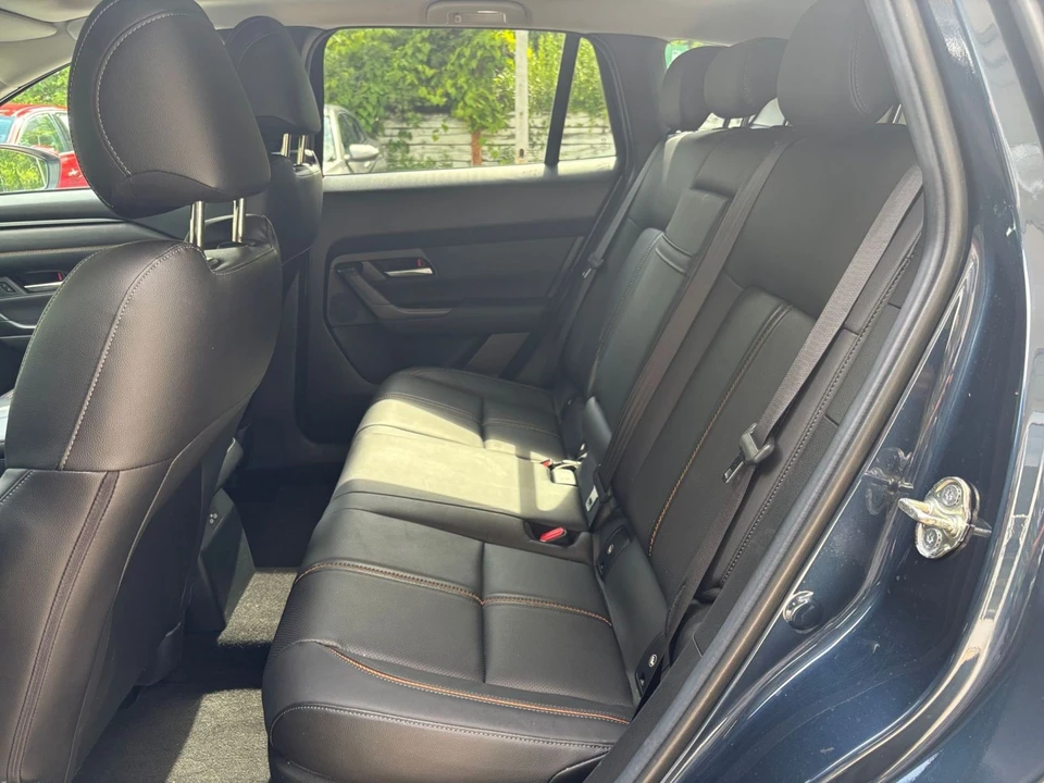 2025 Mazda CX-50 - Image 30 of 31