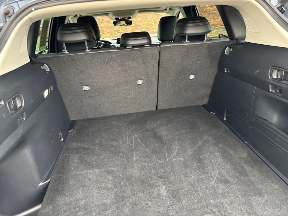 2025 Mazda CX-50 - Image 29 of 31