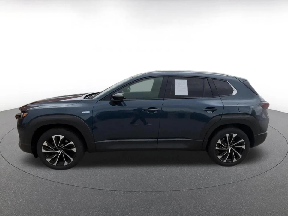 2025 Mazda CX-50 - Image 8 of 31
